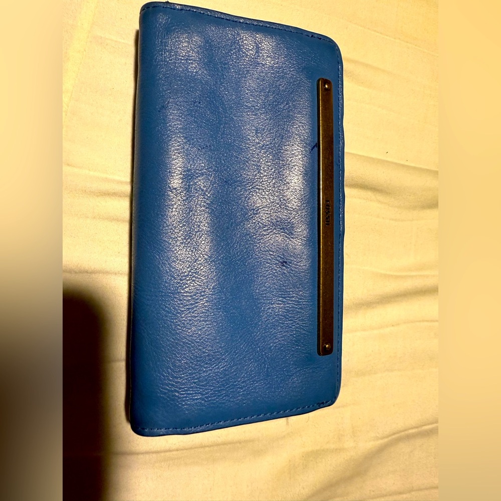 Fossil Bifold Wallet. Blue